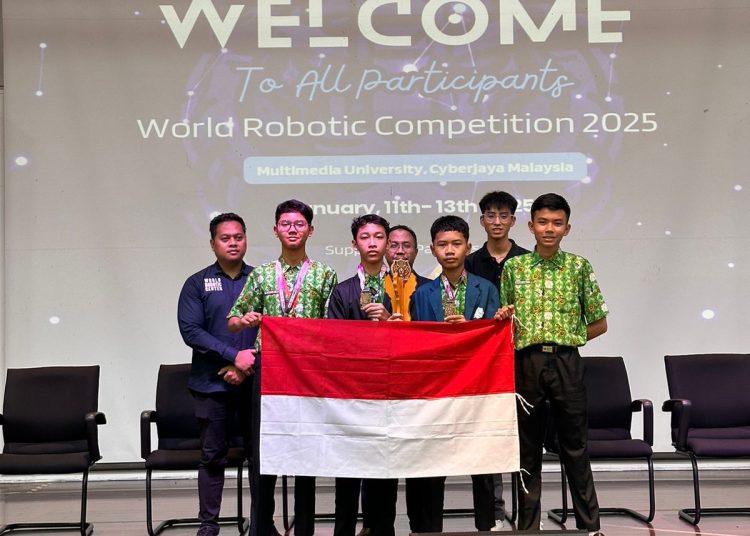 Hilman Aqila Hamdani, Rizakta Billie Putra, Luay Faleh Kalitarrohman, dan Muhammad Tsaqif Khasyi Amanullah 
Mengikuti dua kategori lomba delegasi