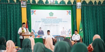 Kepala Kantor Wilayah Kementerian Agama Provinsi Jawa Tengah, Saiful Mujab, mengajak seluruh Aparatur Sipil Negara (ASN) di lingkungannya untuk aktif berkiprah di tengah masyarakat