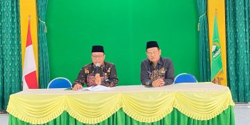 Kepala Kantor Kementerian Agama (Kemenag) Kabupaten Kebumen, Dr. H. Sukarno, M.M saat membuka kegiatan Sosialisasi Penguatan Kekhasan Madrasah yang berlangsung di Aula Kemenag Kebumen pada Kamis 6 Maret 2025.