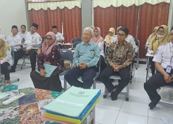 Guru PAI SMP Kabupaten Kebumen saat diverifikasi dan divalidasi oleh Kantor Kementerian Agama (Kemenag) Kabupaten Kebumen, Rabu 5 Februari 2025 di SMP VIP Al Huda.