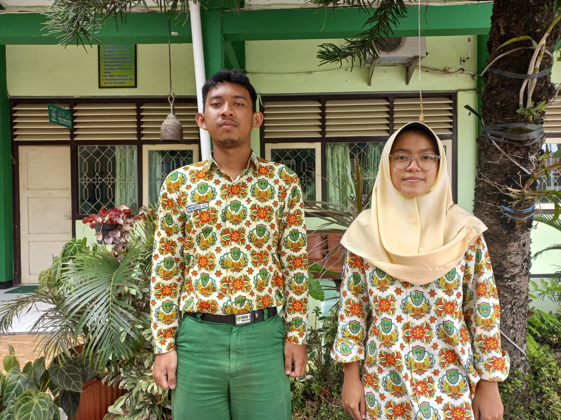 Dua siswa terbaiknya, Pramudya Arya Zain dan Zulfani Faizatunisa, berhasil menorehkan prestasi gemilang dengan lolos seleksi Olimpiade Madrasah Indonesia (OMI) Sains tingkat Kabupaten Kebumen.
