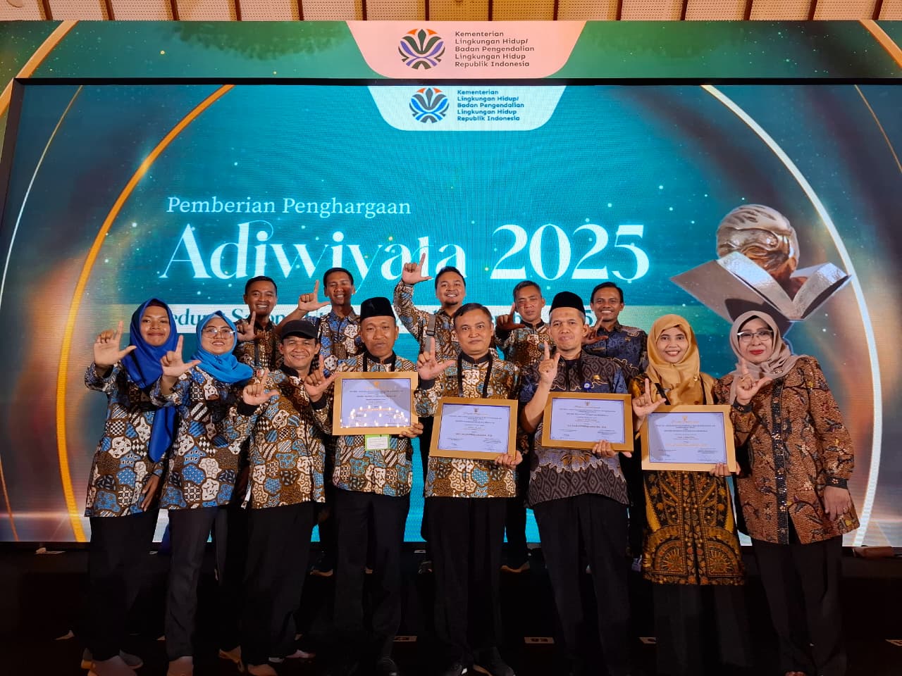 Implementasi Ekoteologi Kementerian Agama Berbuah Prestasi, Tiga Madrasah di Kebumen Raih Adiwiyata Nasional 2025