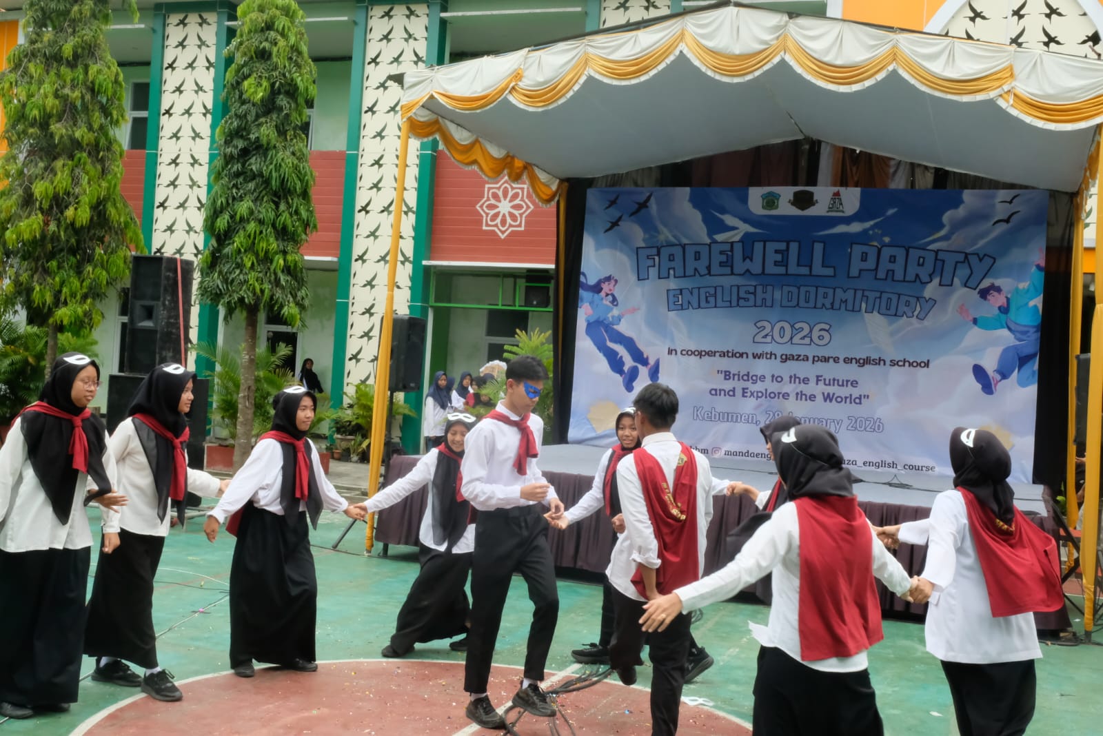 Farewell Party English Dormitory MAN 2 Kebumen Berlangsung Meriah