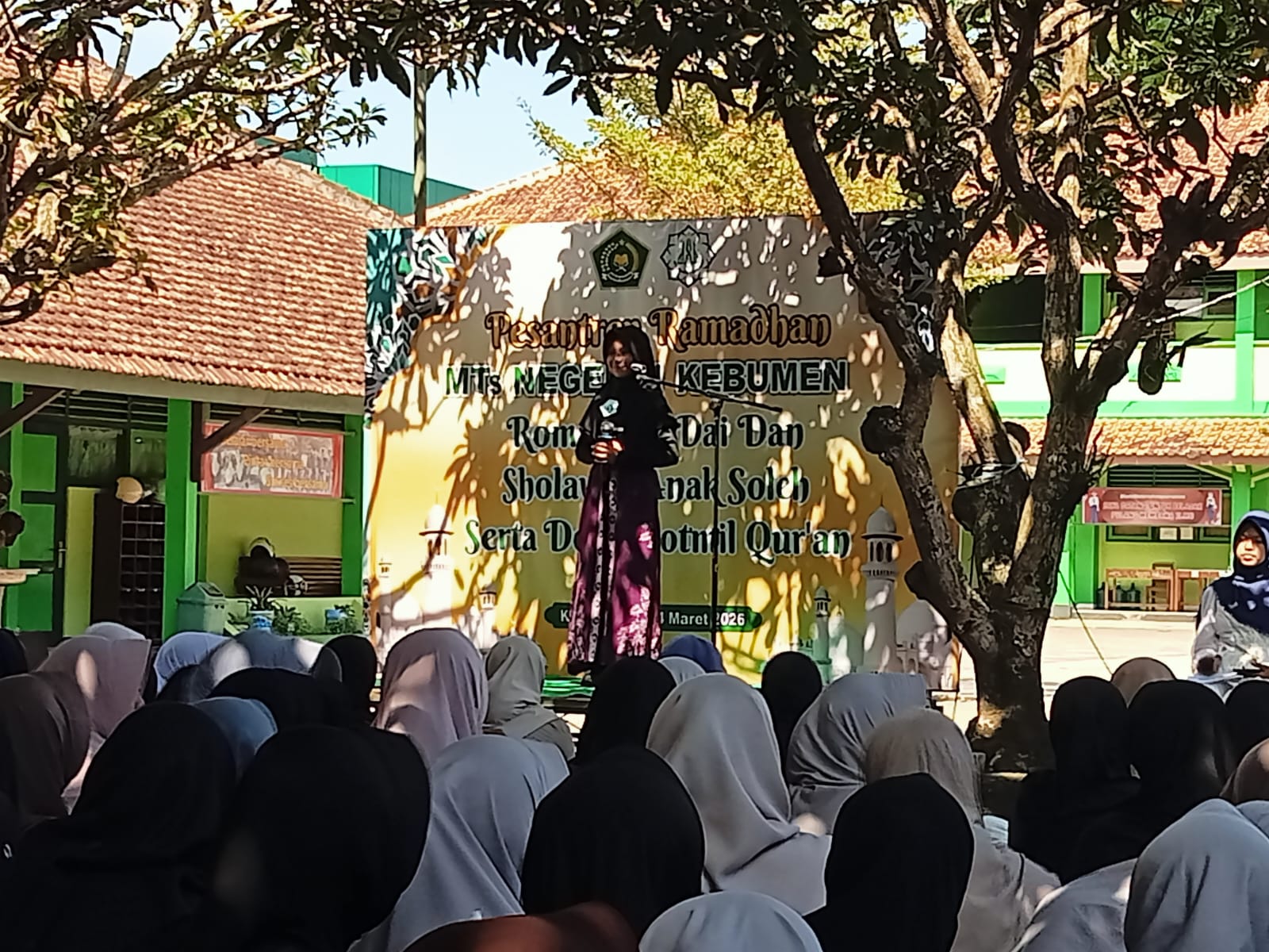 Meriah dan Religius, Penutupan Amaliyah Ramadhan MTsN 1 Kebumen Tampilkan Dai Siswa dan Sholawat ROSAS