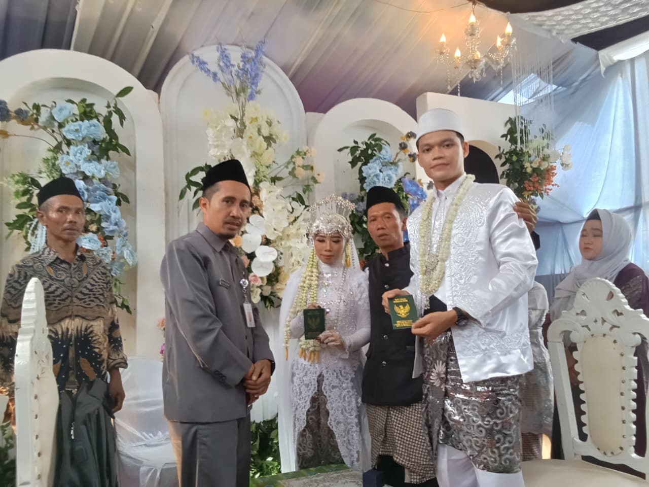 KUA Karanggayam Tetap Layani Nikah di Pelosok Kebumen Meski WFA, Tempuh Medan Ekstrem 1 Jam 45 Menit