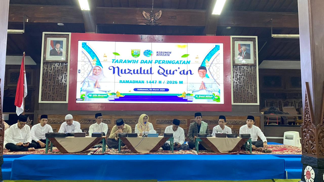 Bupati Lilis Nuryani Ajak Jadikan Al-Qur’an Pedoman Kepemimpinan pada Peringatan Nuzulul Qur’an di Pendopo Kabumian
