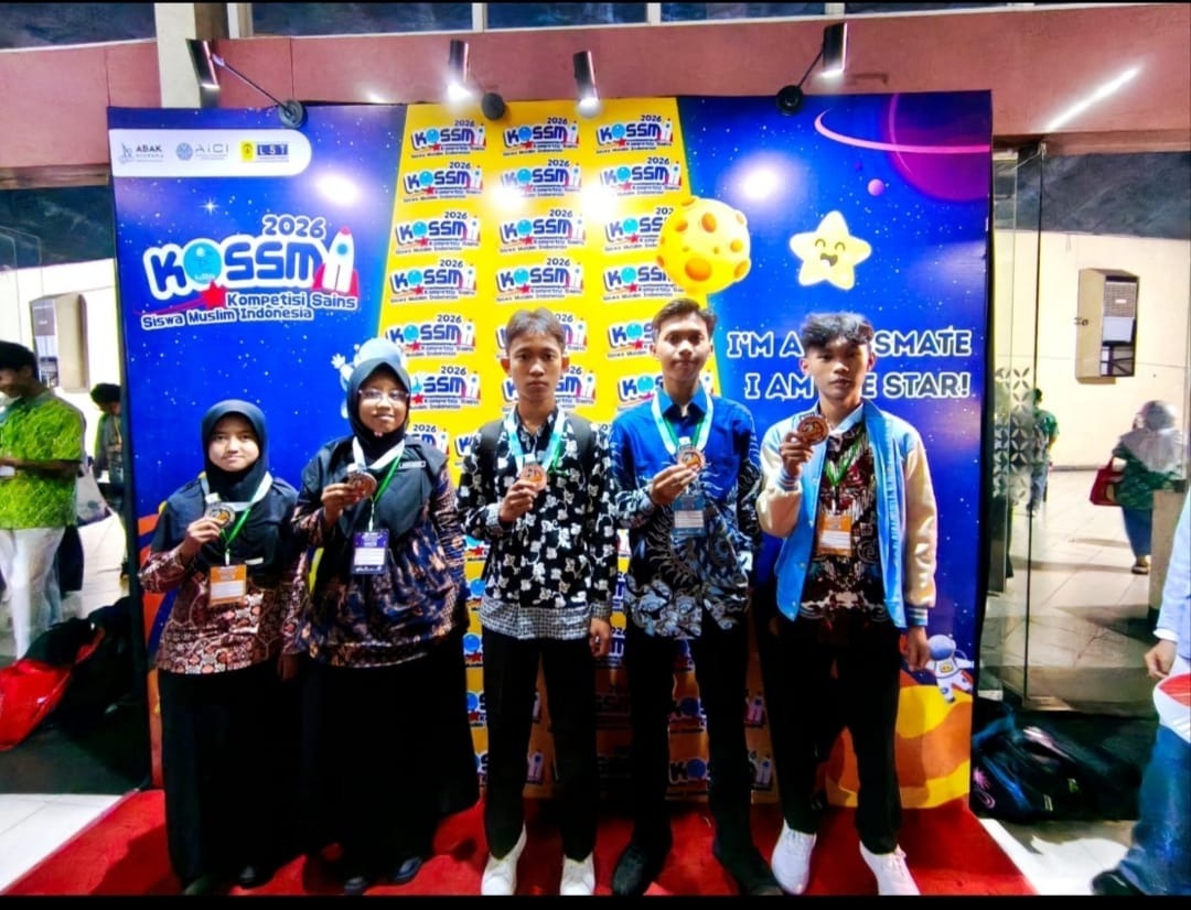 Murid MAN 2 Kebumen Borong Prestasi di KOSSMI 2026, Raih Dua Medali Perak Tingkat Nasional