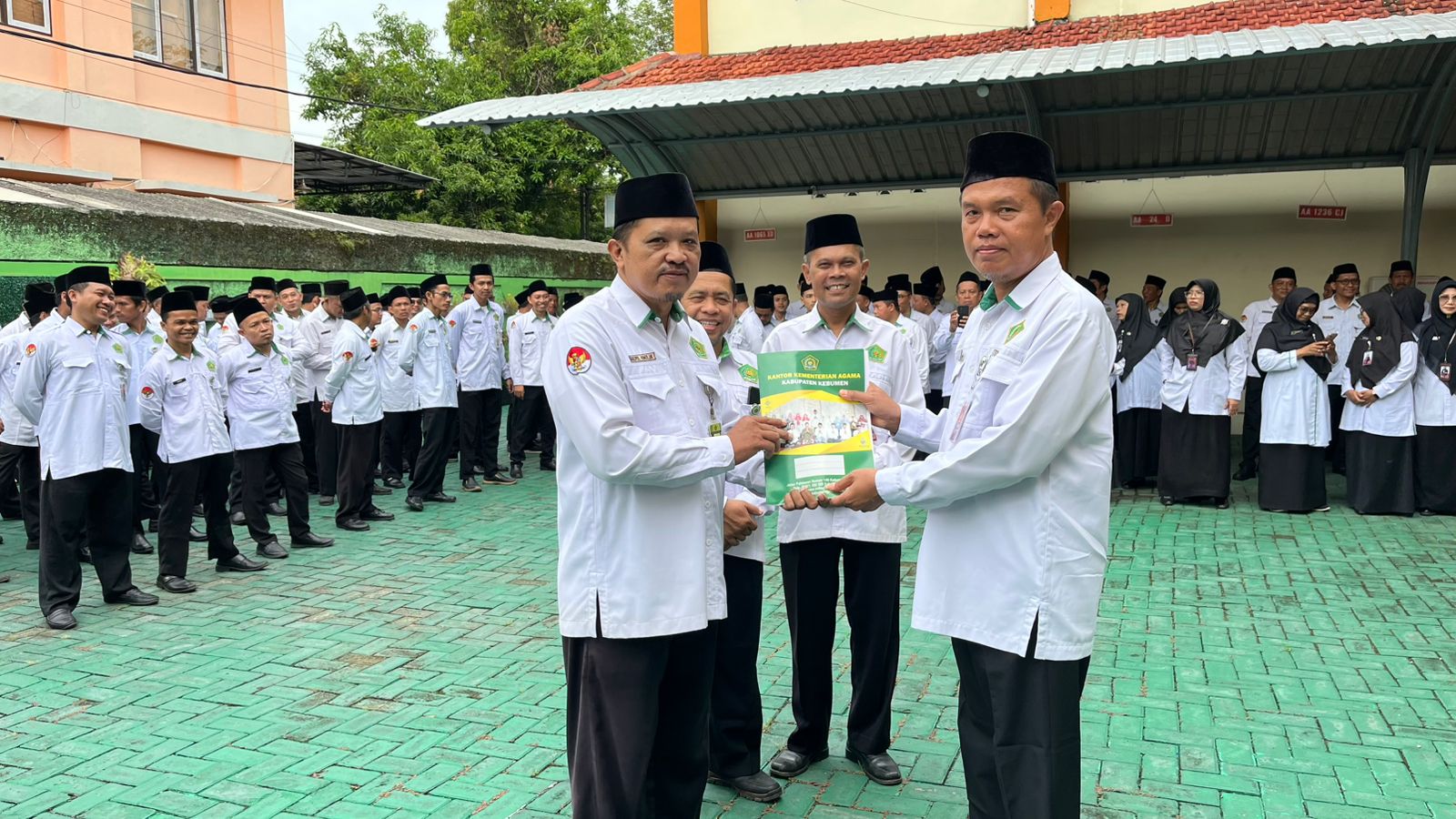 UPZ Kemenag Kebumen Bantu Rp10 Juta untuk Perbaikan Mushala Fadhilatul Khasanah KUA Bonorowo