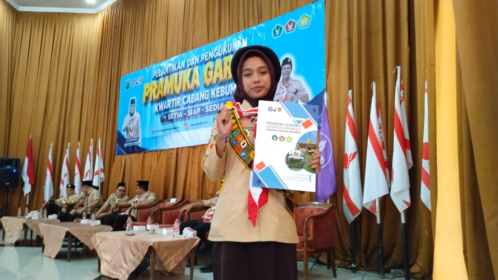 Gita Shintia Putri, Murid MAN 1 Kebumen Resmi Dilantik Menjadi Pramuka Garuda Kwarcab Kebumen