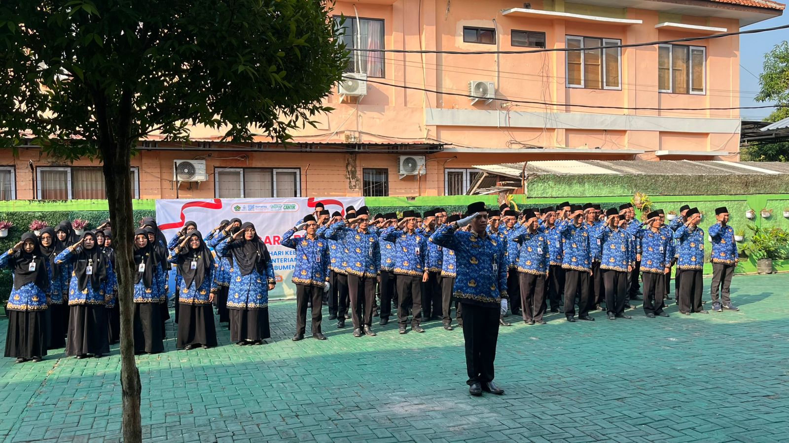 Upacara Harkitnas ke-118 di Kemenag Kebumen Berlangsung Khidmat, Jaga Tunas Bangsa Demi Kedaulatan Negara