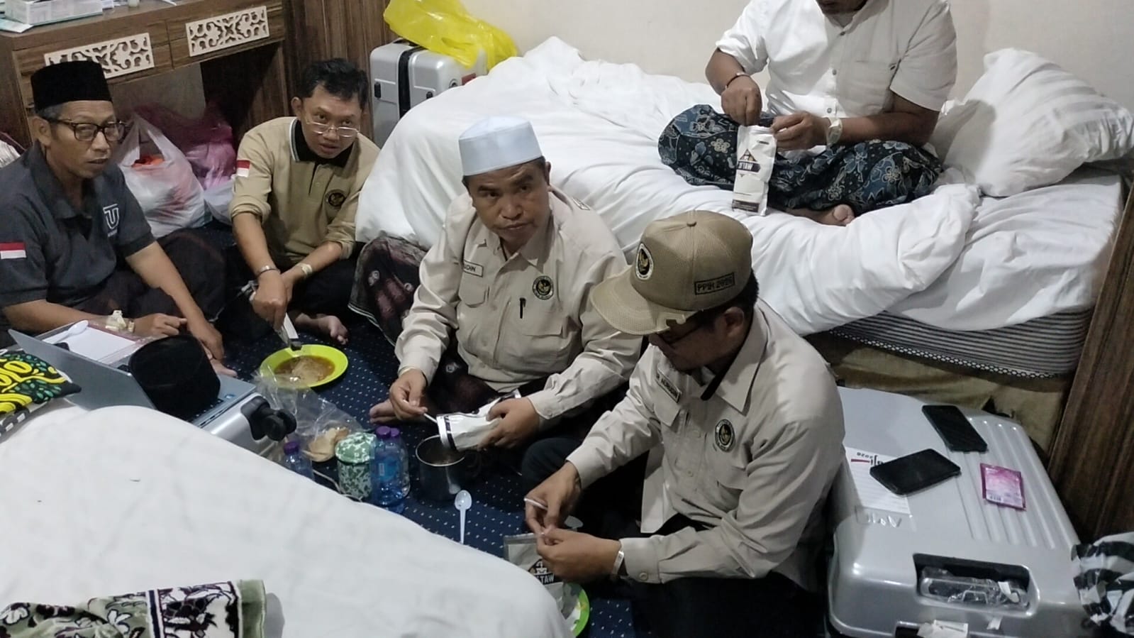 Mendunia! Soto Instan MAN 2 Kebumen Temani Jamaah Haji di Mekkah, Obati Rindu Masakan Indonesia