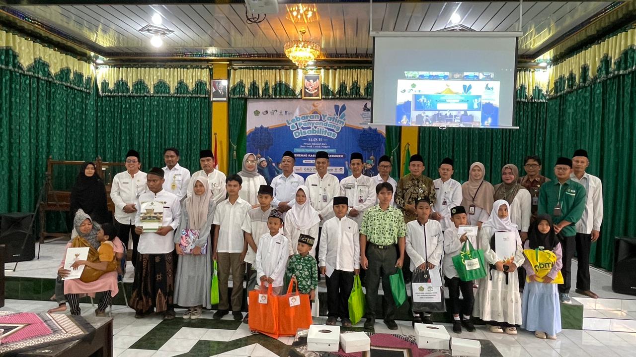 Lebaran Yatim Muharam 1448 H, Kemenag Kebumen Salurkan 199 Bingkisan untuk Anak Yatim dan Disabilitas