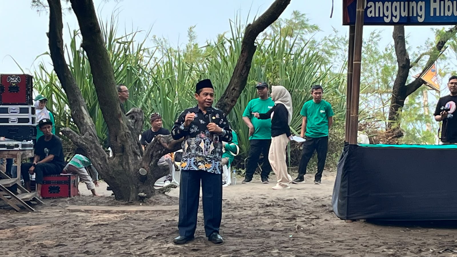 Peringatan Hari Keluarga Nasional di Kebumen, Salim Wazdy: Ayah Hadir Jadi Kunci Lahirnya Keluarga Sakinah