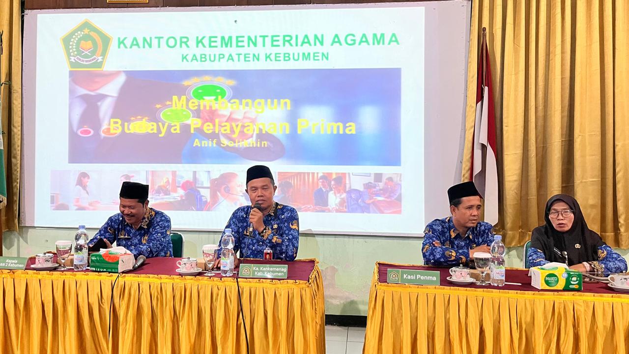 MAN 2 Kebumen Perkuat Budaya Pelayanan Prima untuk Wujudkan Zona Integritas WBK dan WBBM