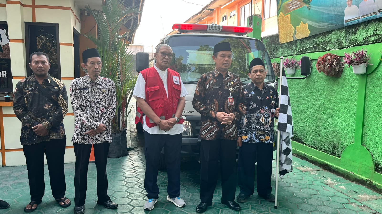 Kemenag Kebumen Salurkan 50 Tangki Air Bersih untuk Pesantren, Masjid, Musala, TPQ, dan Madin Terdampak Kekeringan