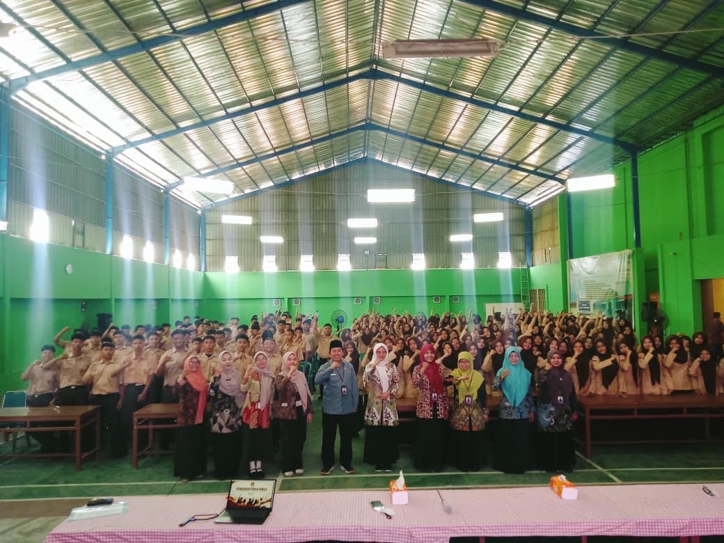 MAN 1 Kebumen dan KPU Kebumen Bersinergi, Bekali Siswa Kelas X Jadi Pemilih Pemula yang Cerdas dan Bertanggung Jawab