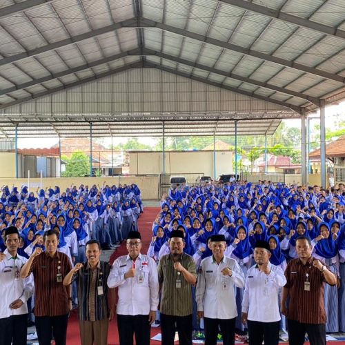 Bangun Generasi Berakhlak, Kemenag Kebumen Hadirkan KUA Goes to School di SMK N 1 Kebumen