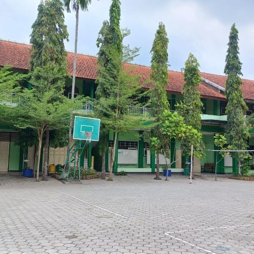 Keren! MAN 1 Kebumen Raih Penghargaan Sekolah Adiwiyata Nasional 2025