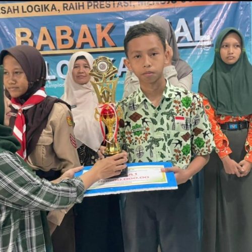 Mustafid Fadli Harumkan MTsN 3 Kebumen, Juara 1 Olimpiade LOGIKA 2026 Tingkat Kabupaten