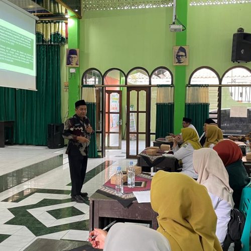 Hari Ketiga Pembinaan Guru PAI Kebumen, Salim Wazdy Tekankan Reorientasi Pengabdian dan Peningkatan Kualitas Diri