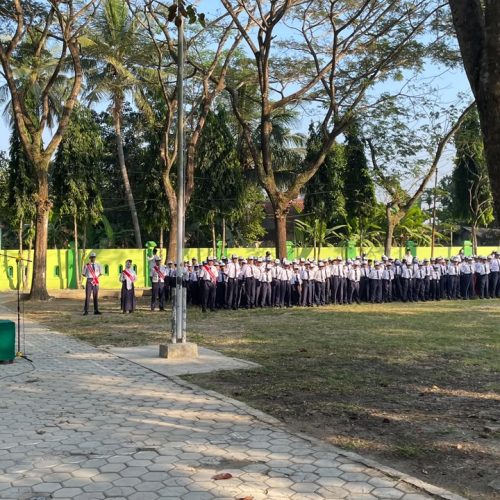 Pantau Hari Pertama MATAMUDA, Kasi Penmad Kemenag Kebumen Ajak Murid MTsN 3 Kebumen Tingkatkan Prestasi dan Budaya Literasi