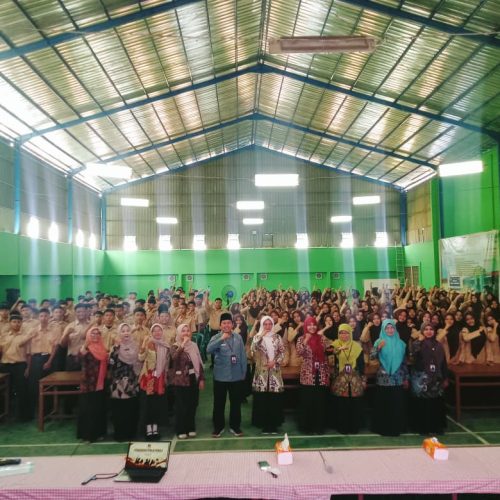 MAN 1 Kebumen dan KPU Kebumen Bersinergi, Bekali Siswa Kelas X Jadi Pemilih Pemula yang Cerdas dan Bertanggung Jawab