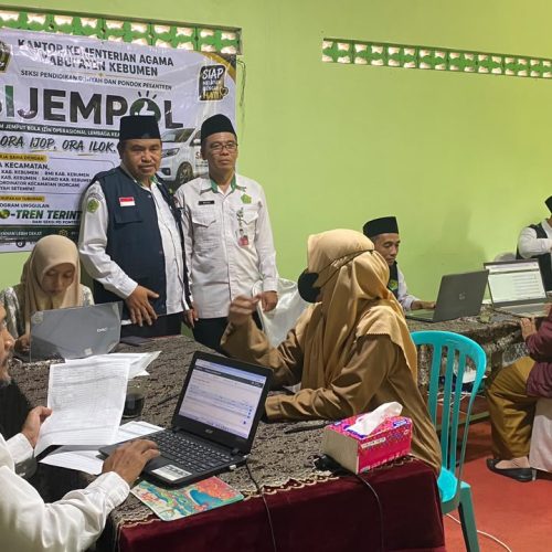SIJEMPOL Tahap Ketiga di Alian, KUA Didorong Jadi Simpul Komunikasi Pembinaan Lembaga Keagamaan