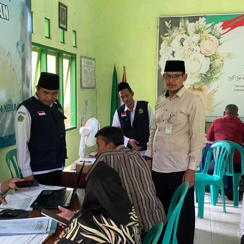 Kemenag Kebumen Mulai SIJEMPOL, 96 Lembaga Keagamaan Dilayani di Kuwarasan